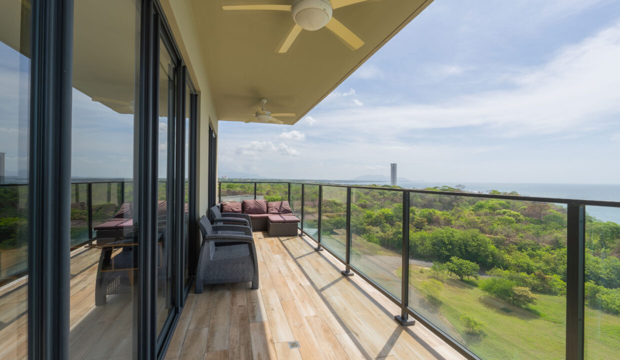 Oceanview 3-Bedroom Condo for Sale in Punta Caelo