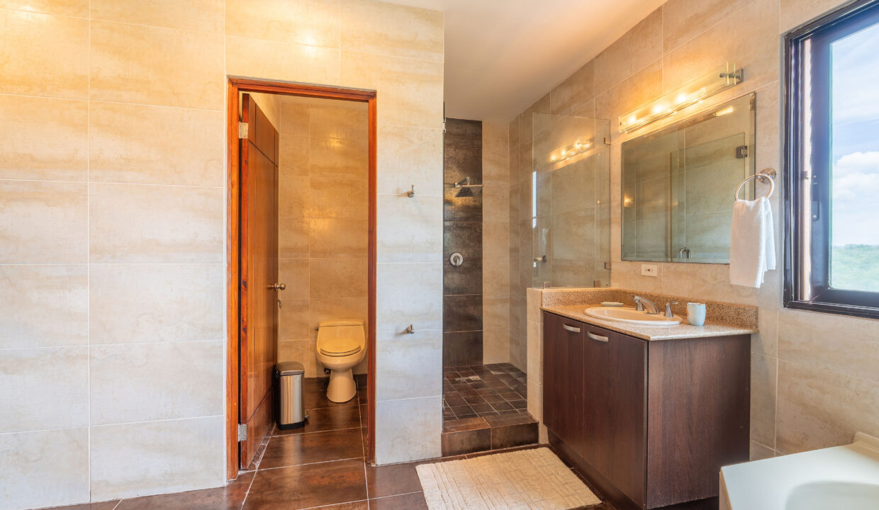Vista Mar Panama condo for sale