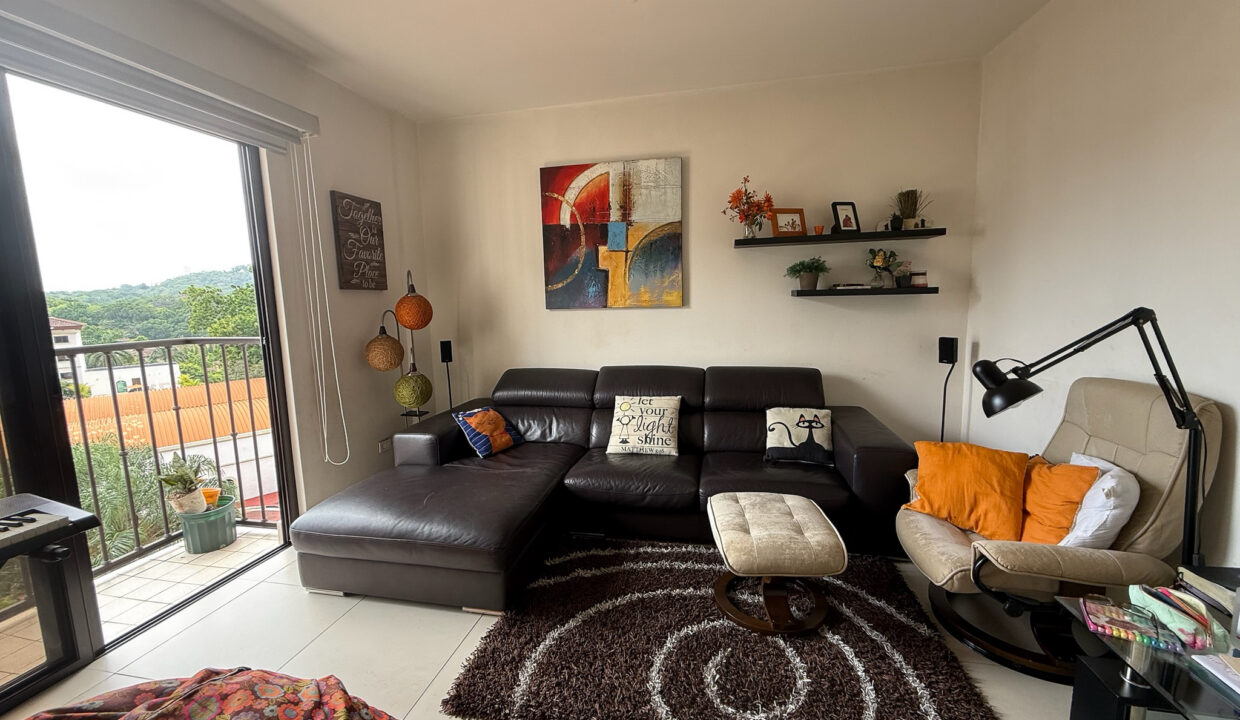 Embassy Village Clayton Panama condo for sale (28)