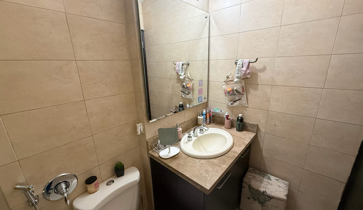 Embassy Village Clayton Panama condo for sale (31)