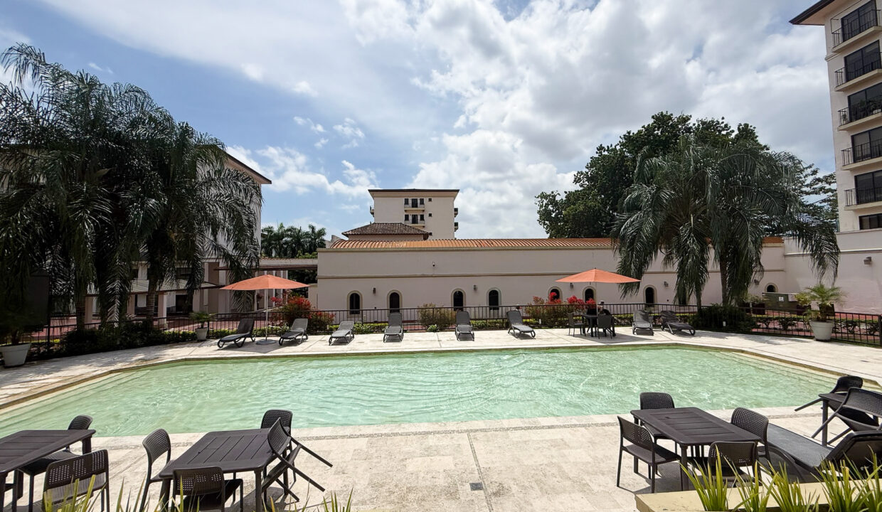 Embassy Village Clayton Panama condo for sale (35)