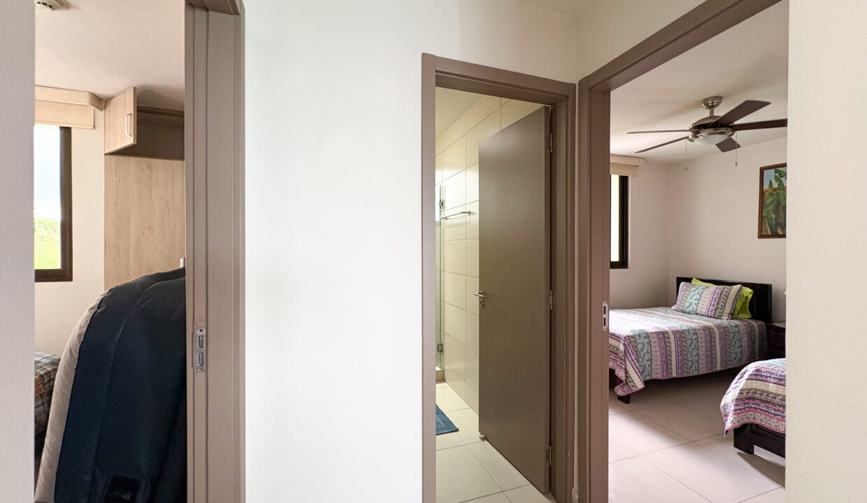 Ensenada Panama condo for rent