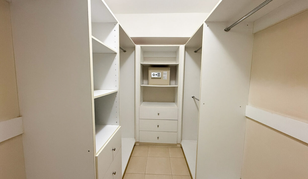 Grand Bay Avenida Balboa Panama condo for rent (21)