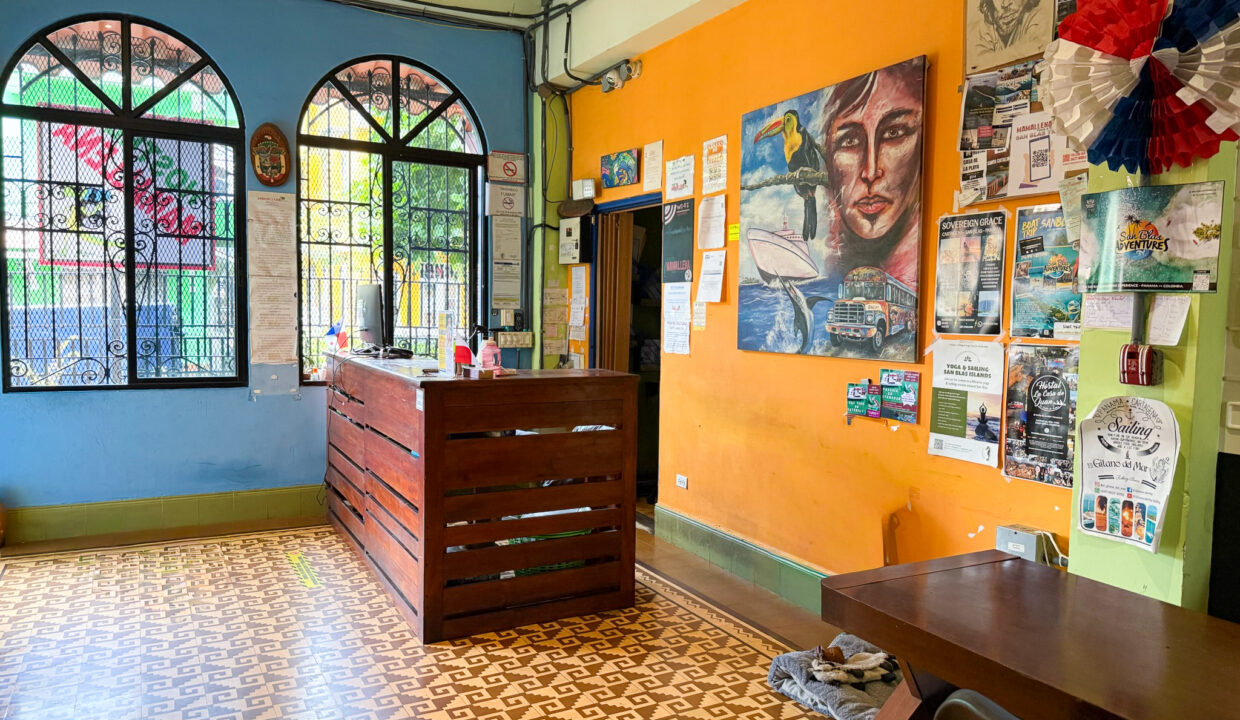Mamallena Panama Hostel for sale (10)