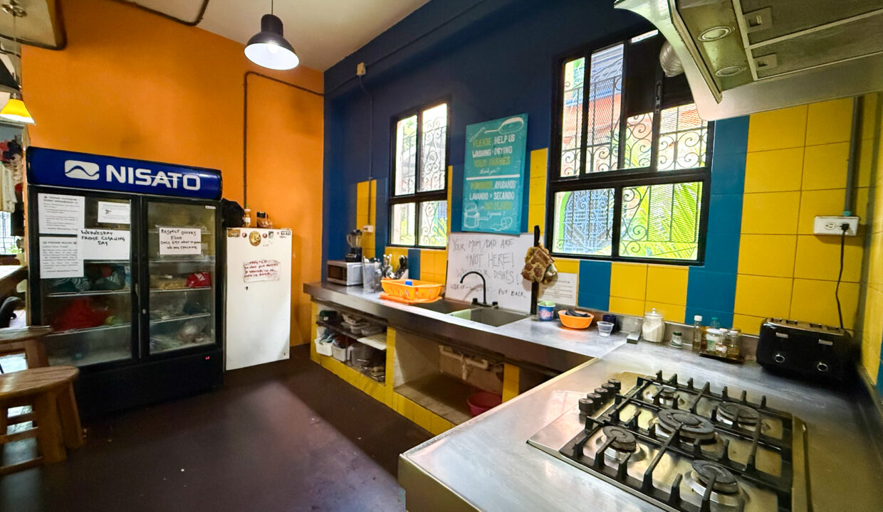 Mamallena Panama Hostel for sale (11)