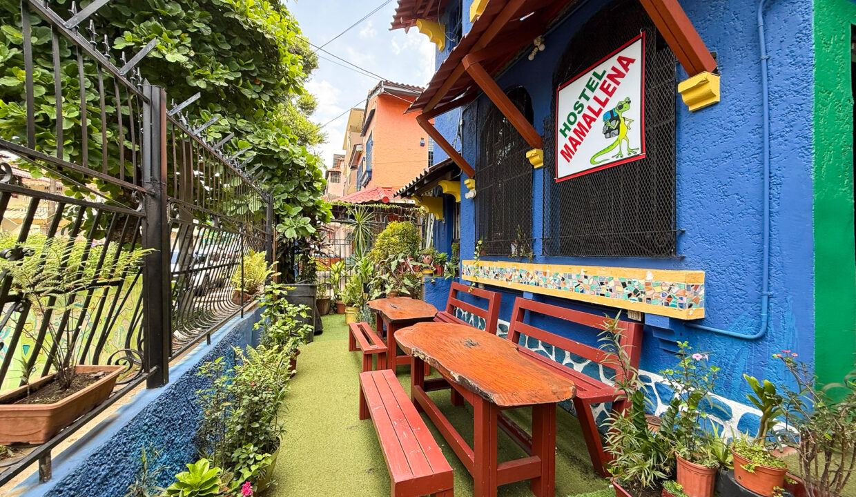 Mamallena Panama Hostel for sale (7)