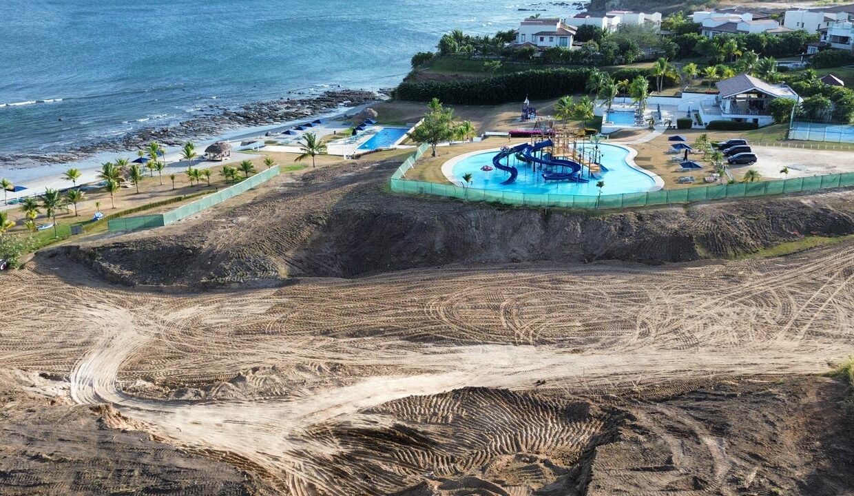 Mare Casamar Panama lots for sale (2)