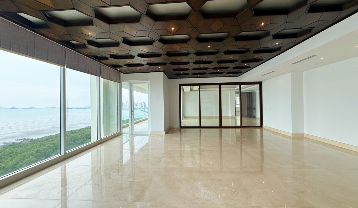 Spacious-Condo-for-sale-Costa-Del-Este-sea-view-four bedroom-10a(1)
