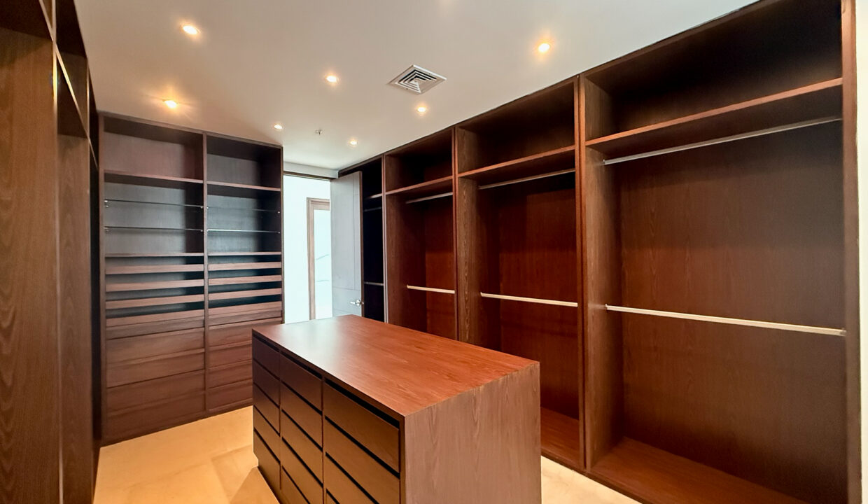 Spacious-Condo-for-sale-Costa-Del-Este-sea-view-four-bedroom-17