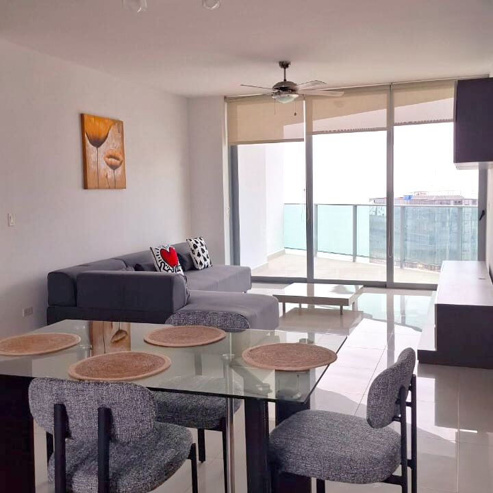 two-bedroom-condo-for-rent-allure-avenida-balboa-14