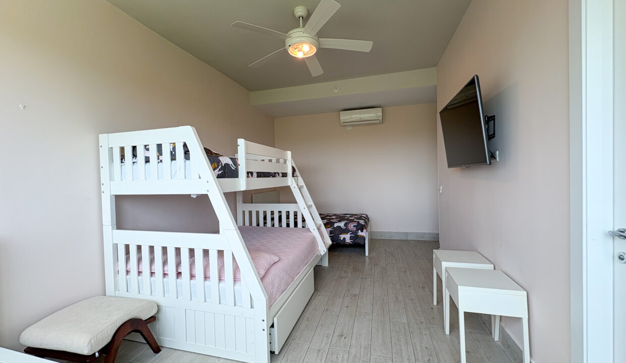 Three Bedroom for sale in Punta Barco Viejo-15