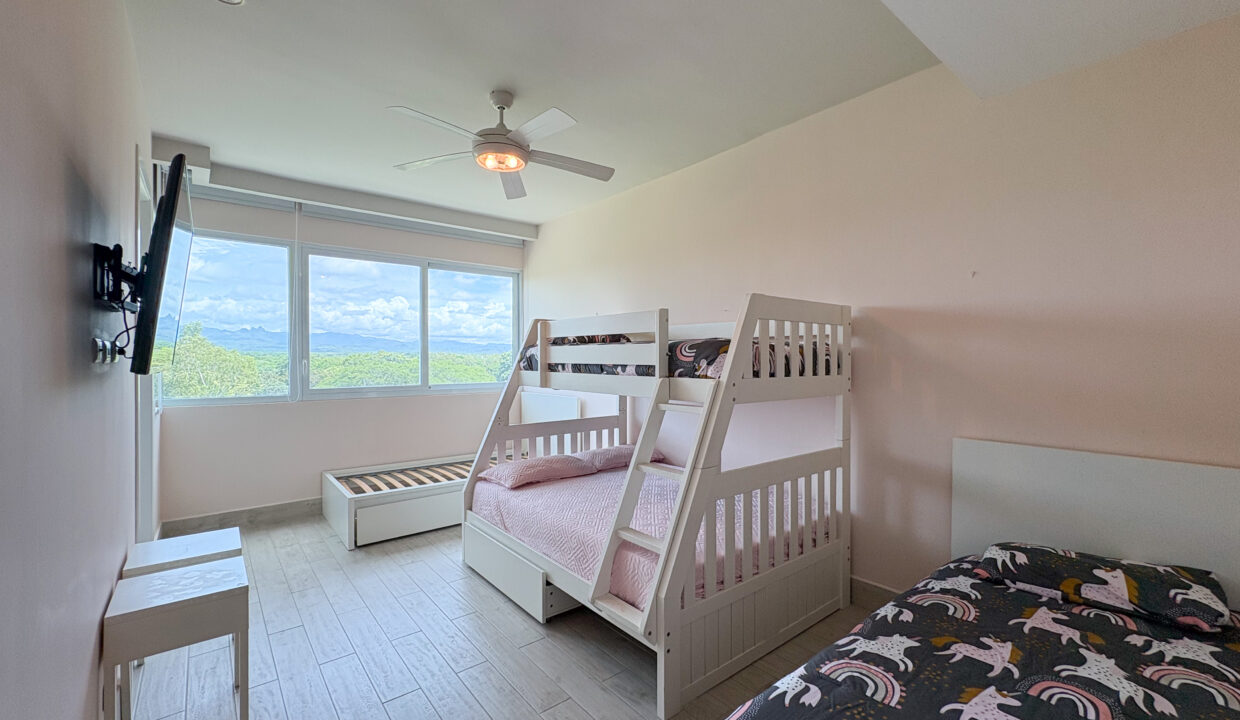 Three Bedroom for sale in Punta Barco Viejo-16