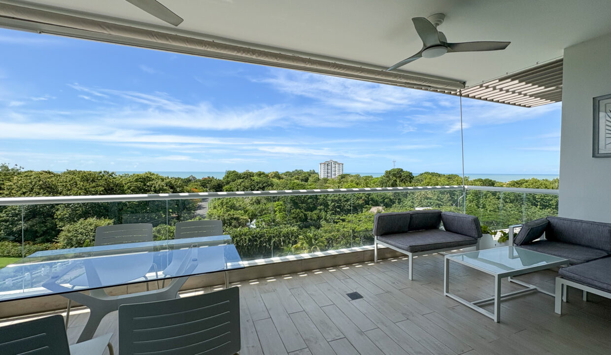 Three Bedroom for sale in Punta Barco Viejo-4