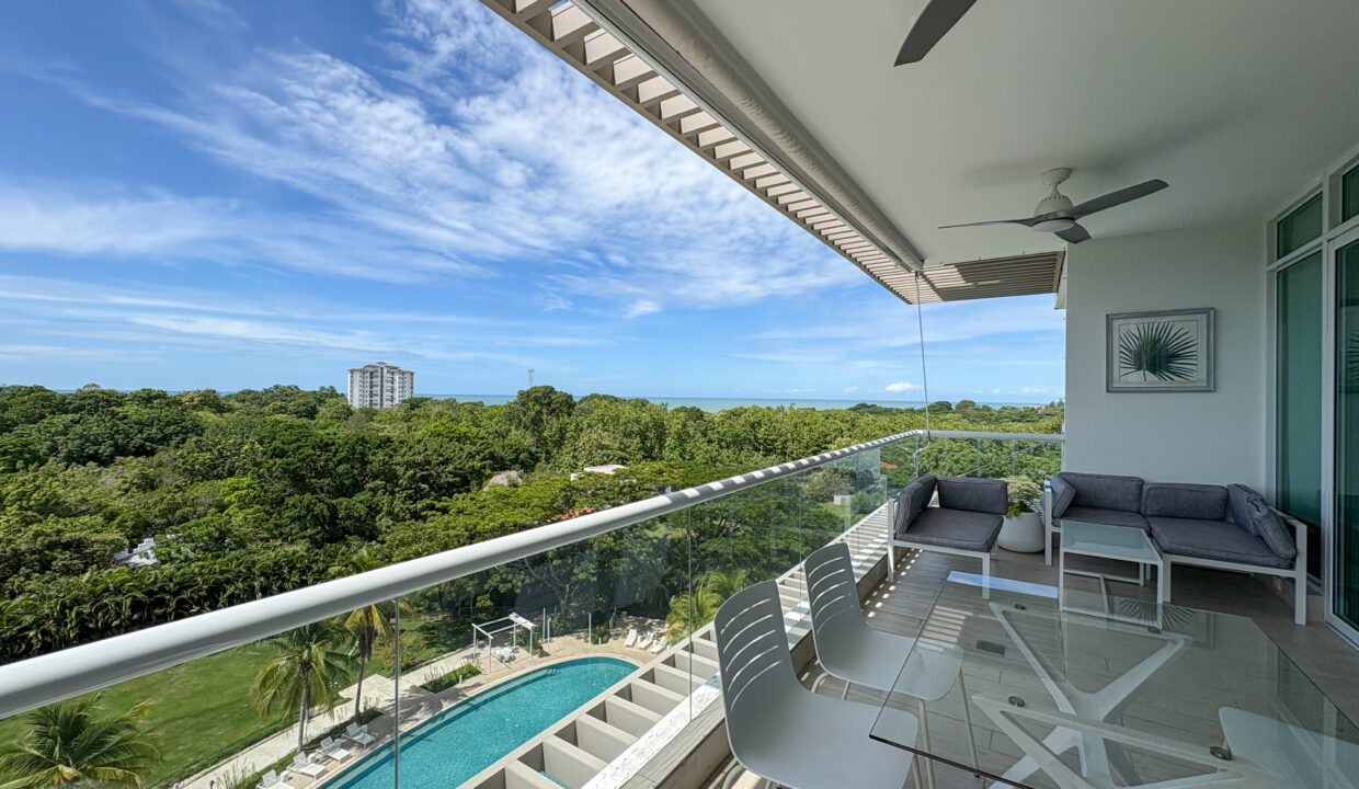 Three Bedroom for sale in Punta Barco Viejo-5