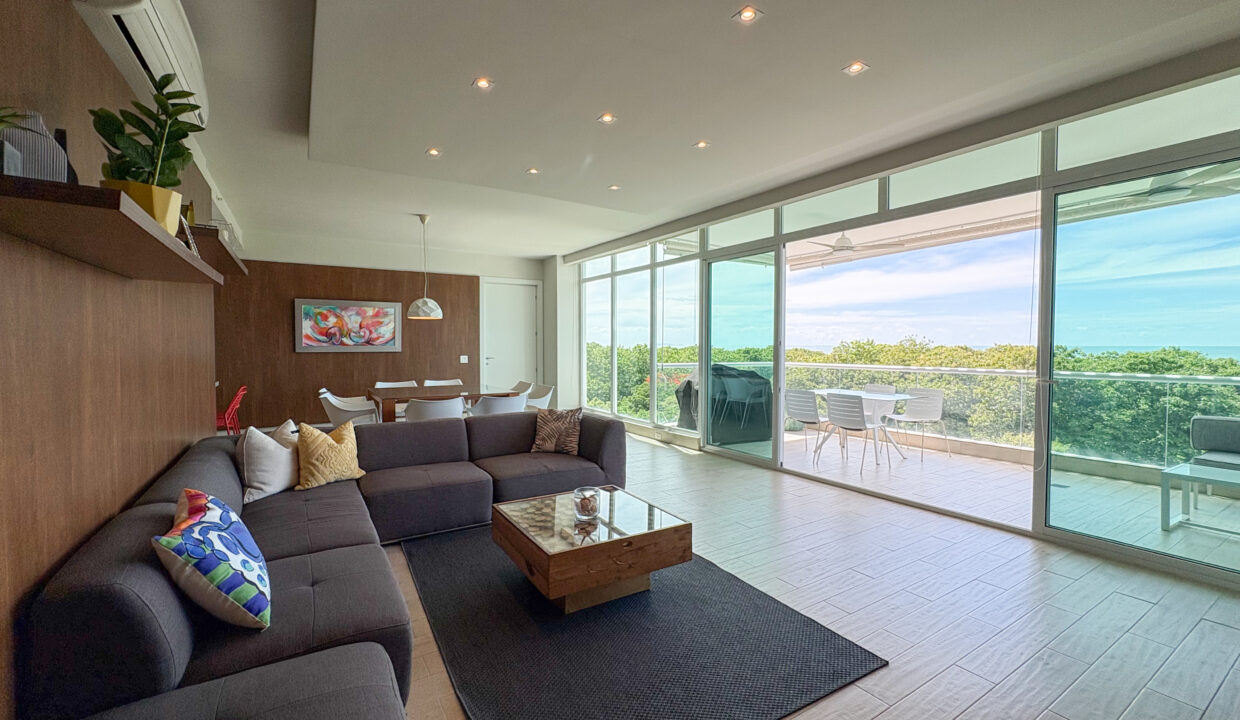 Three Bedroom for sale in Punta Barco Viejo-9